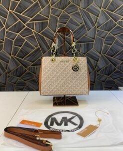 Michael-Kors-Jet Set monogram-print shoulder bag